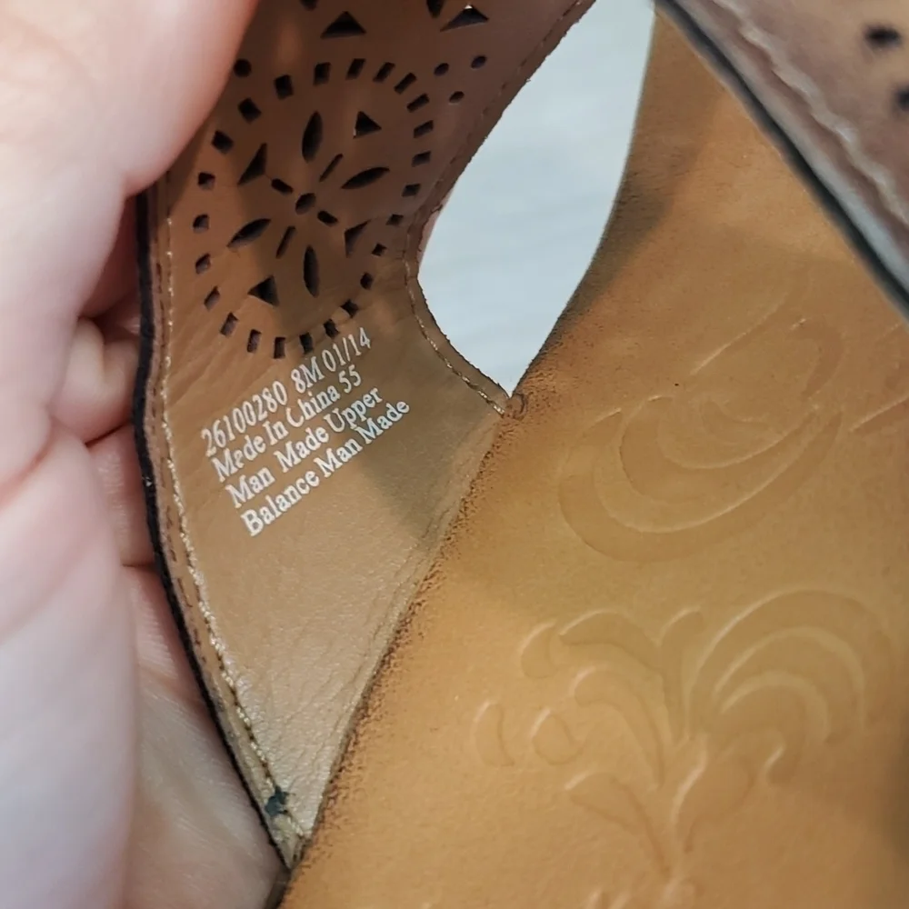 Clarks 